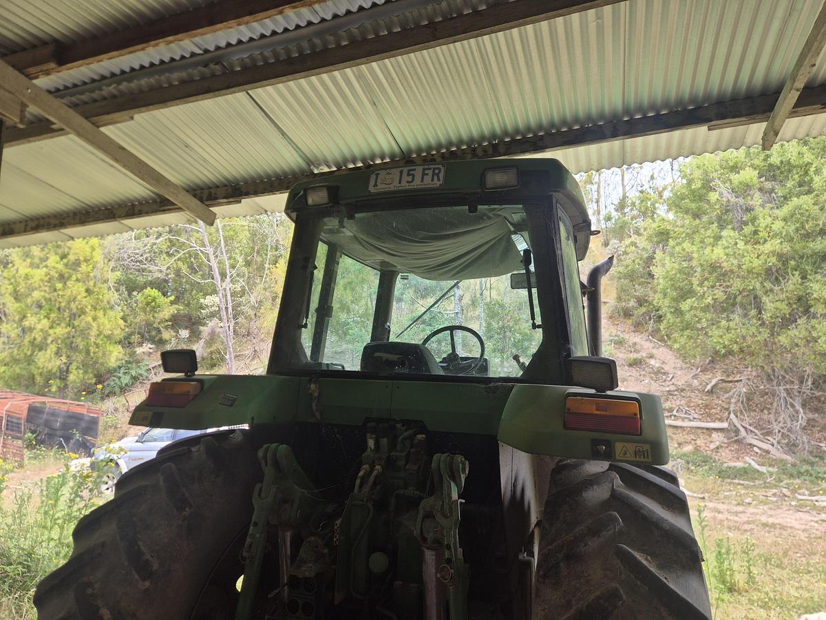 Used John Deere 7800