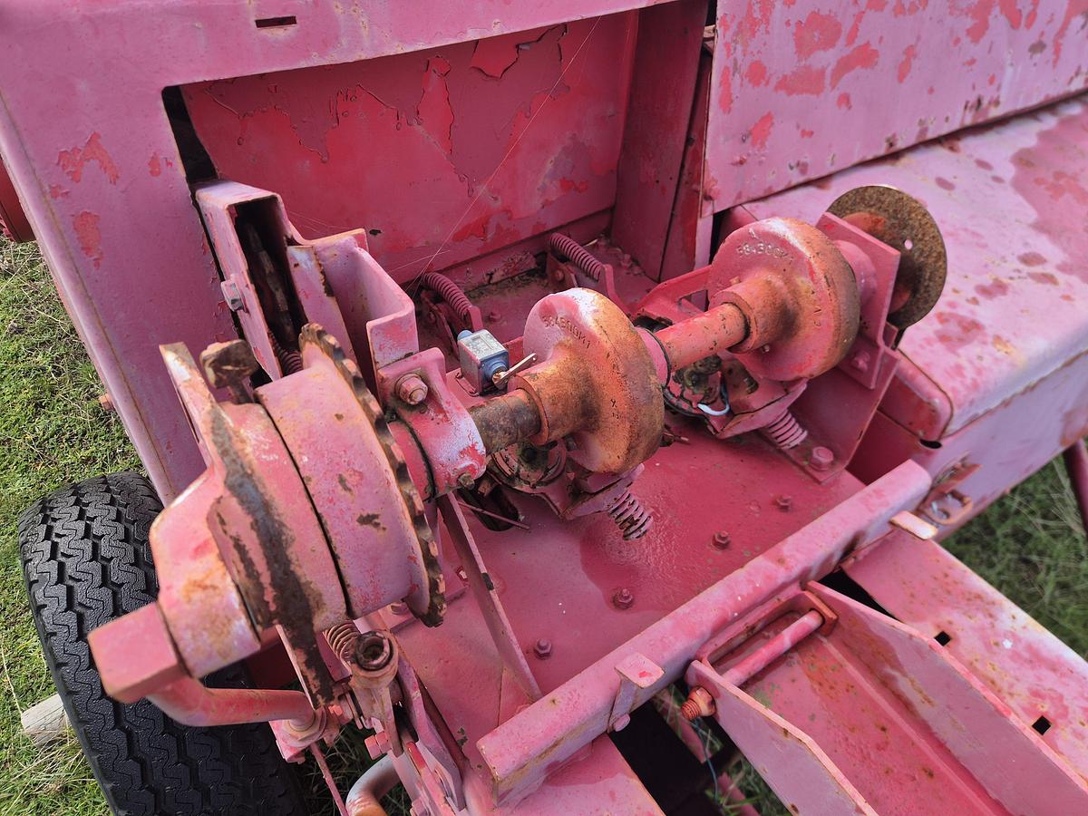 Used Massey Ferguson  124 Small Square Baler