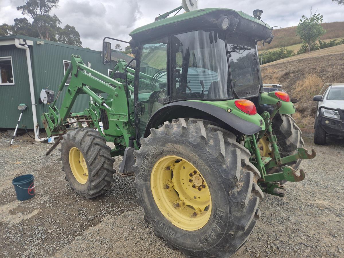 Used 2011 John Deere 5100 RN
