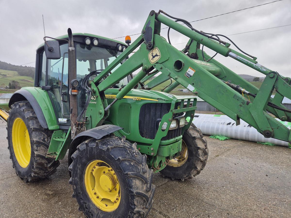 Used John Deere 6320