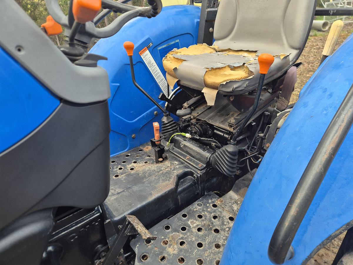 Used New Holland Workmaster 55 4wd Tractor