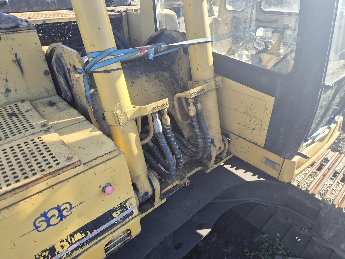 Used Caterpillar  325 Excavator