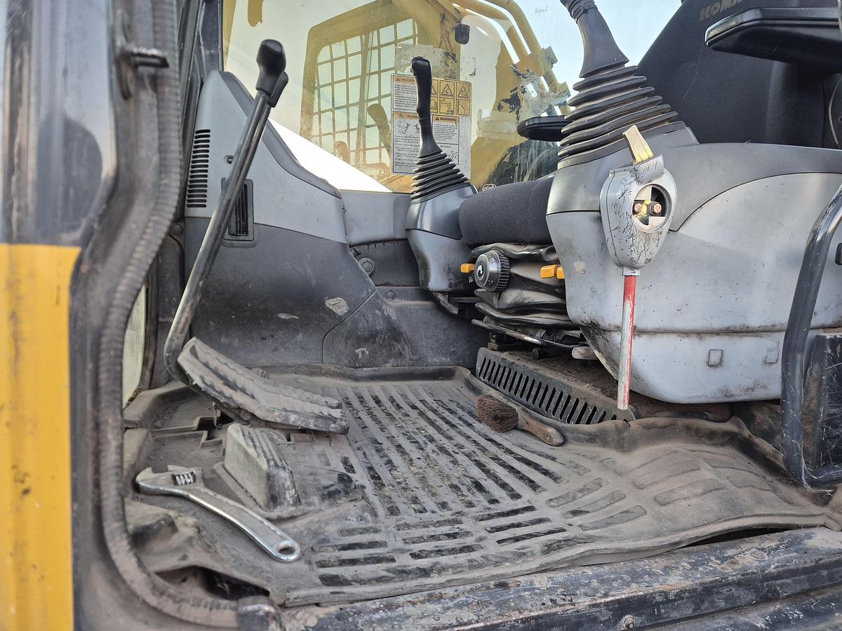 Used Komatsu  PC300-6 Excavator
