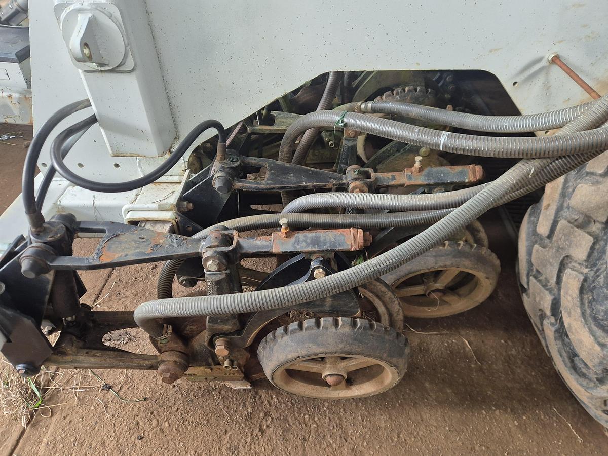 Used Cross Slot  Air Seeder