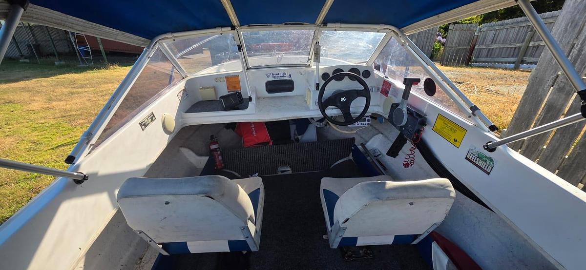 Used 1996 Kingfisher 70 HP Sportscraft 470r