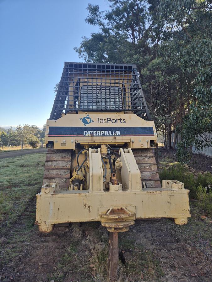 Used Caterpillar D8L