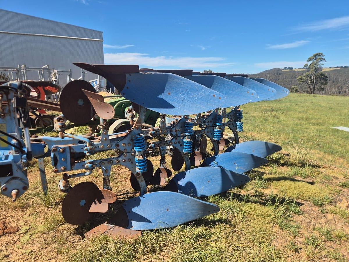 Used 2010 Lemken Europal 5 4 Furrow Reversable Mouldbord Plough