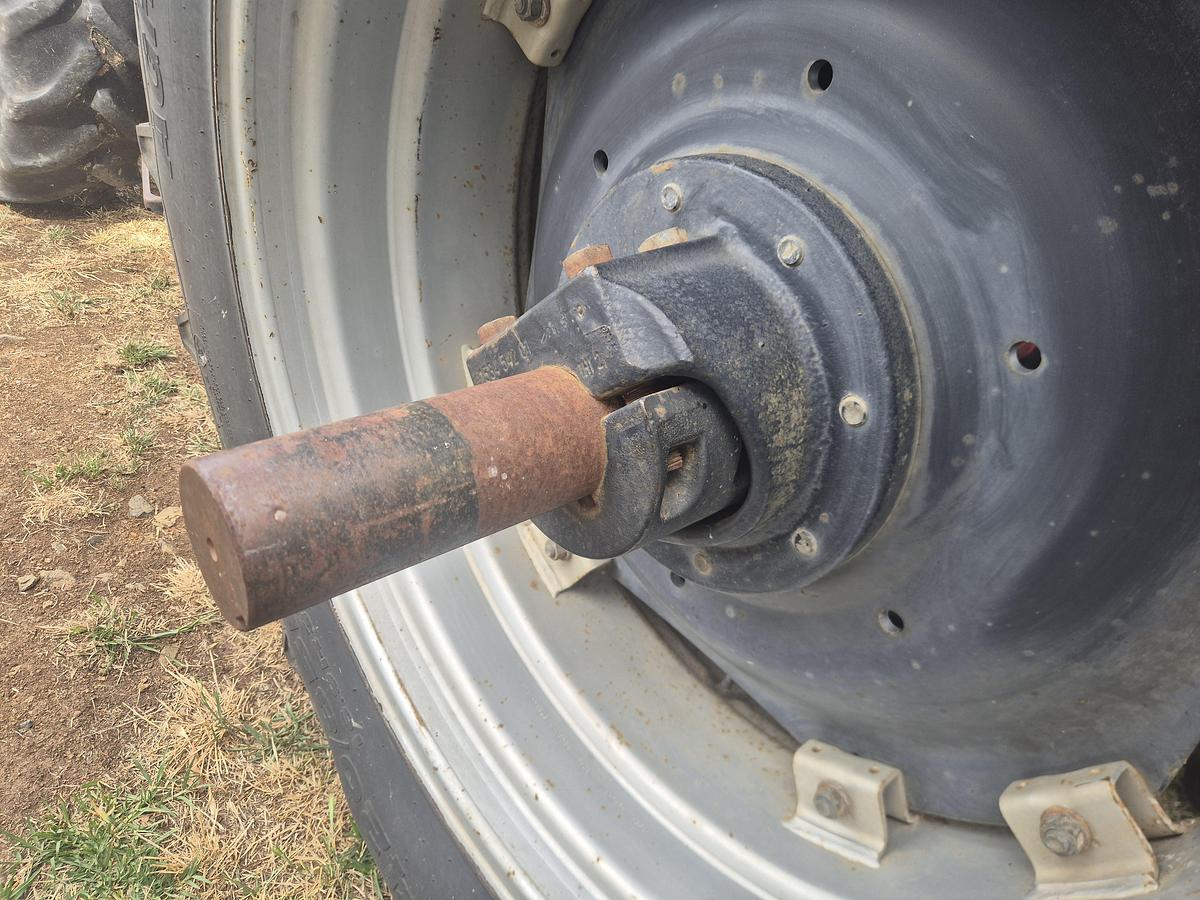 Used Case International  5130