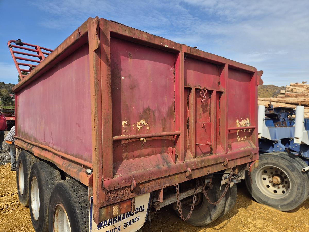 Used Triaxle Pig Trailer