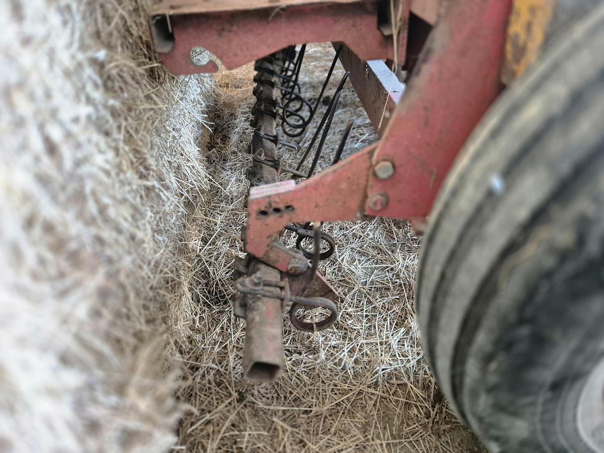 Used Duncan 3m Tyne Drill with trailer