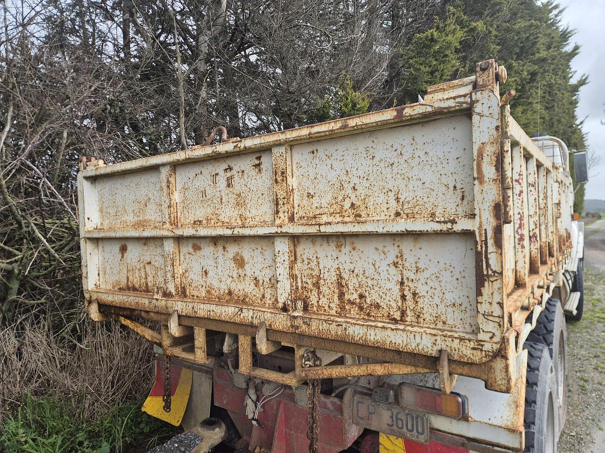 Used International S Line 10 Yarder