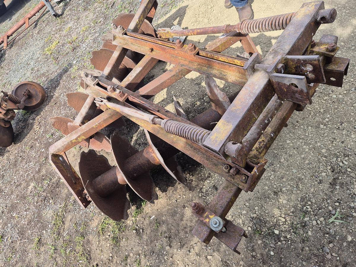 Used Conner Shea 12 Plate Linkage Offset Discs