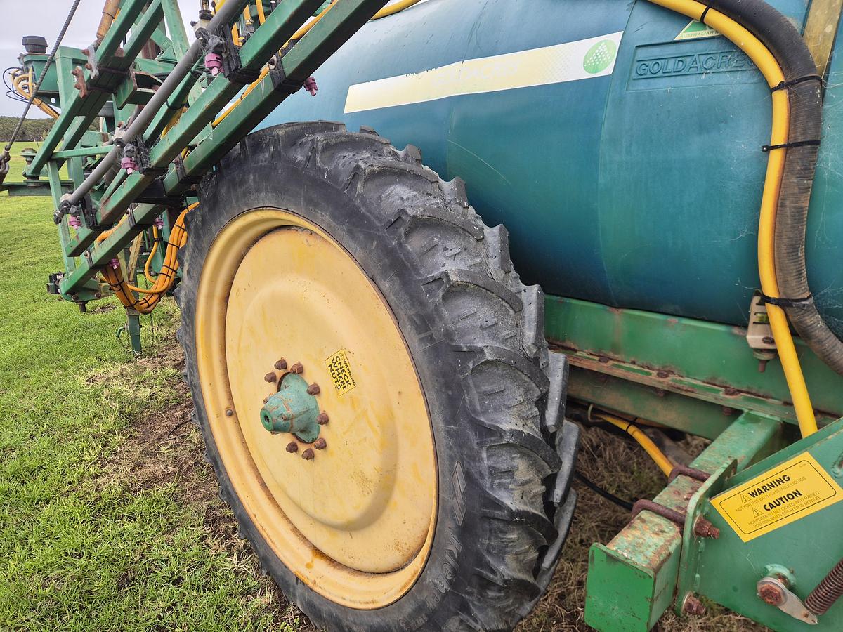 Used Goldacres Boom Sprayer