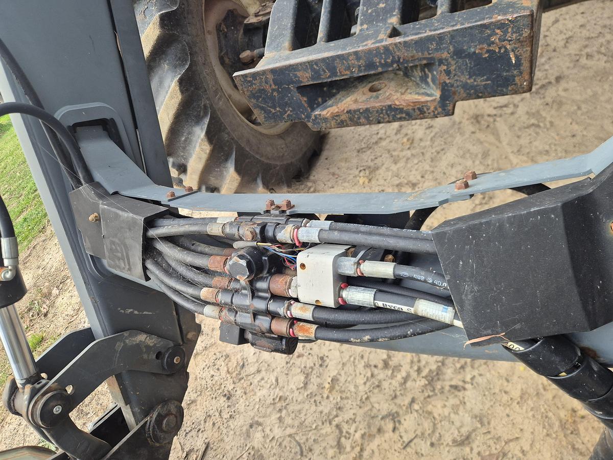 Used 2003 Case Maxxum 125 Loader Tractor