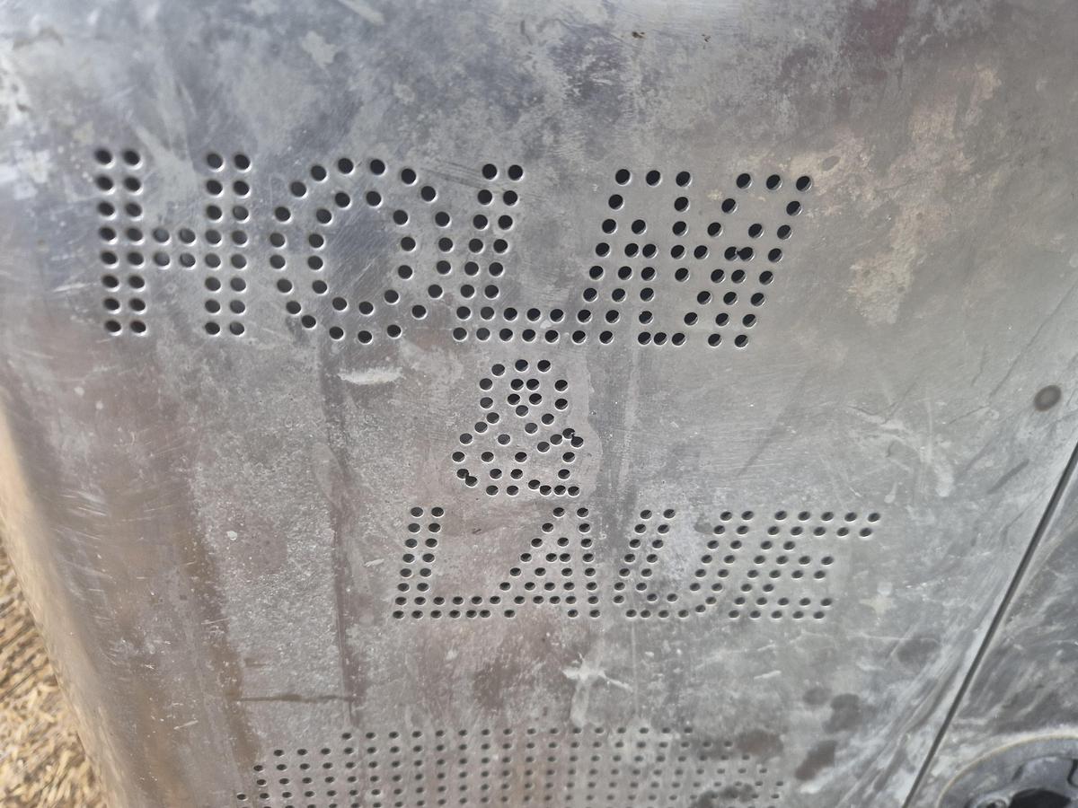 Used Assorted Calf Rearing Gear