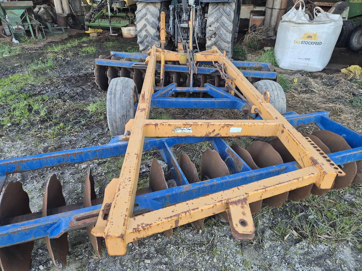 Used Delmade 750 Series 28 Plate Wheeled Offset Discs