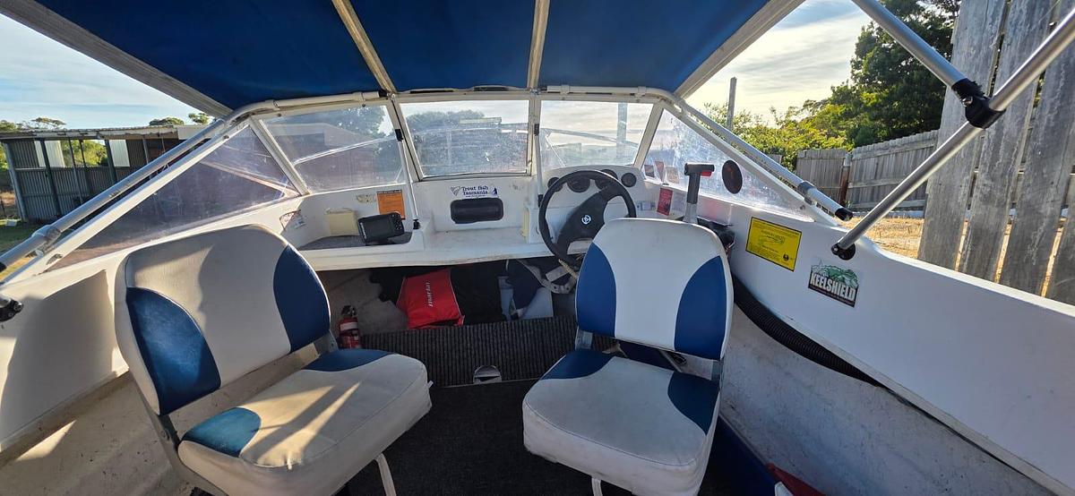 Used 1996 Kingfisher 70 HP Sportscraft 470r