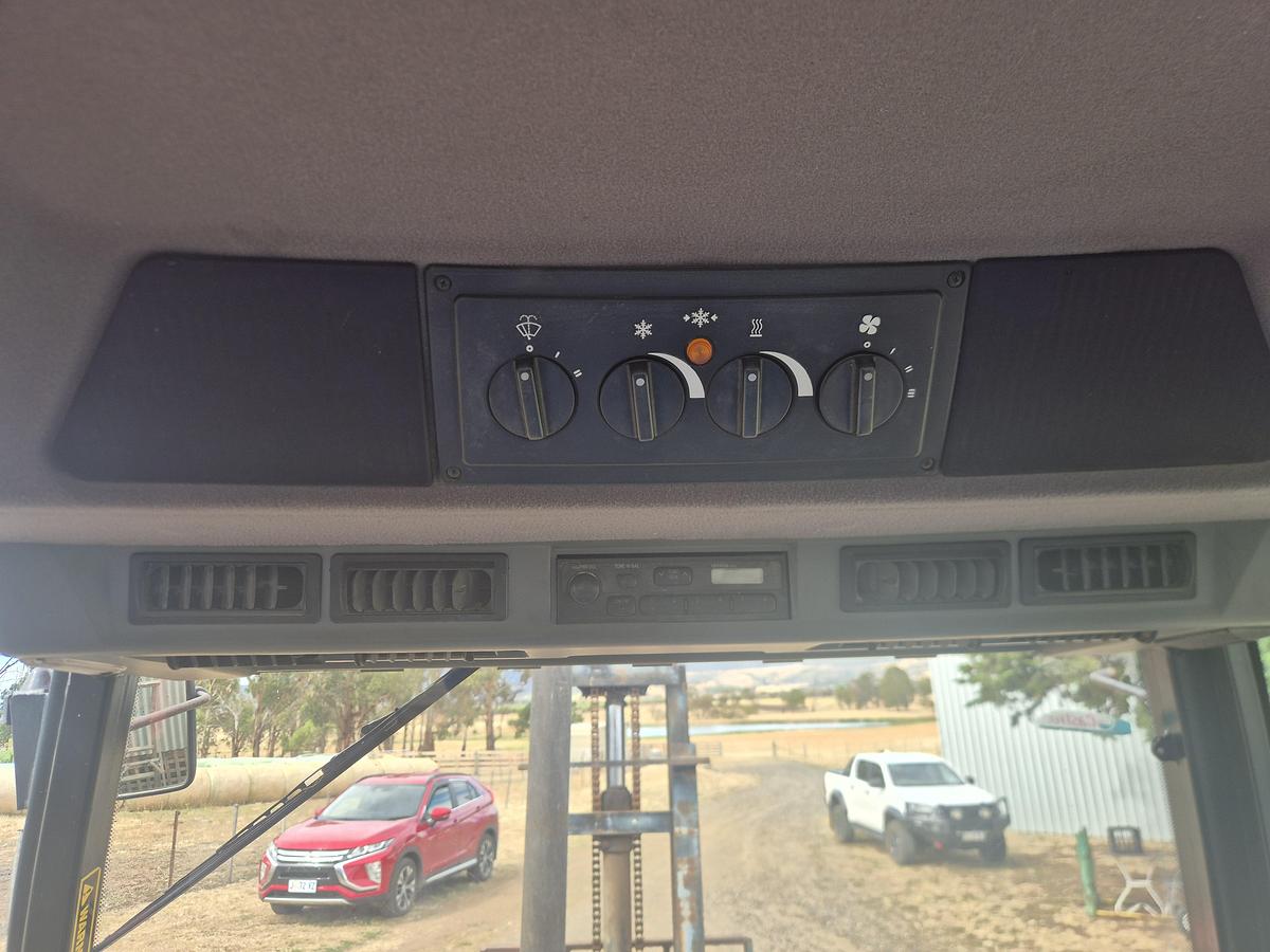 Used 1994 Case International  5130