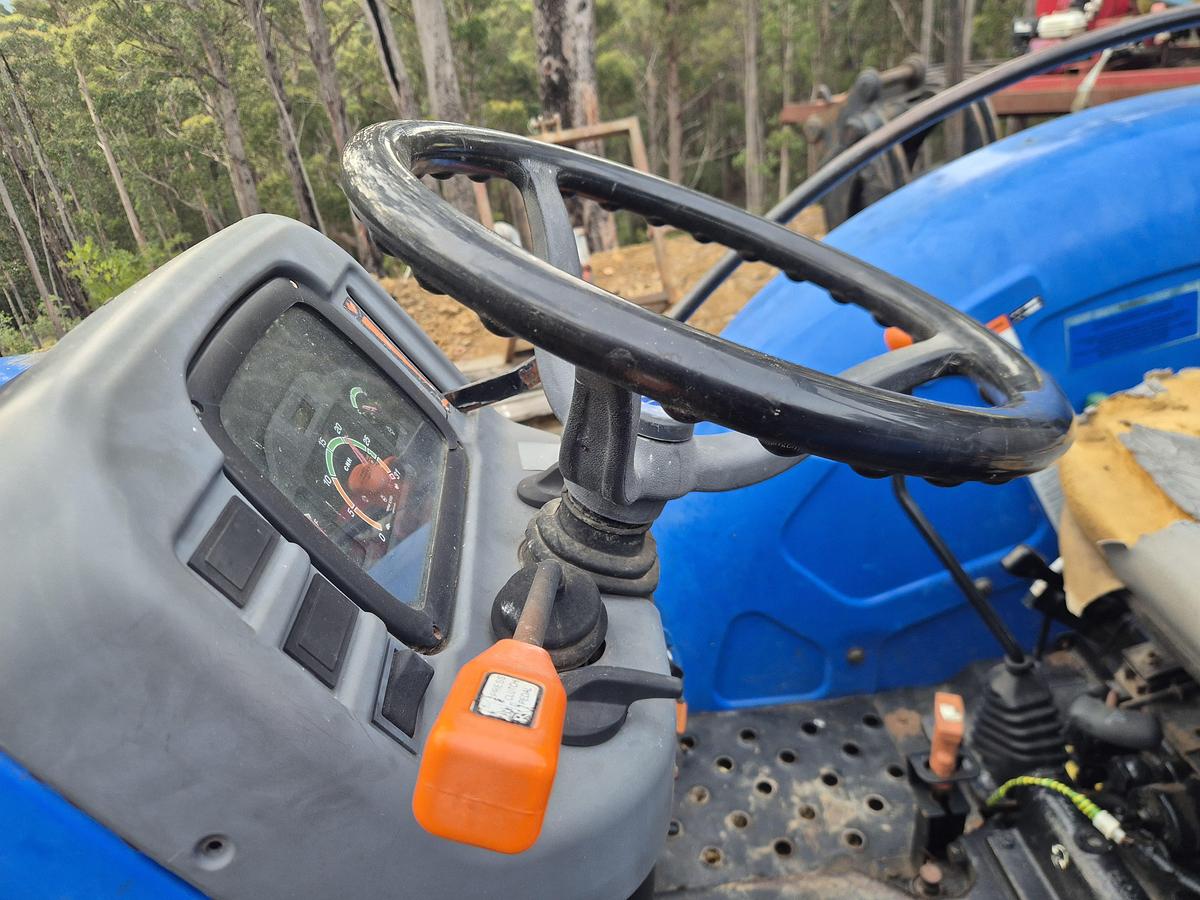 Used New Holland Workmaster 55 4wd Tractor