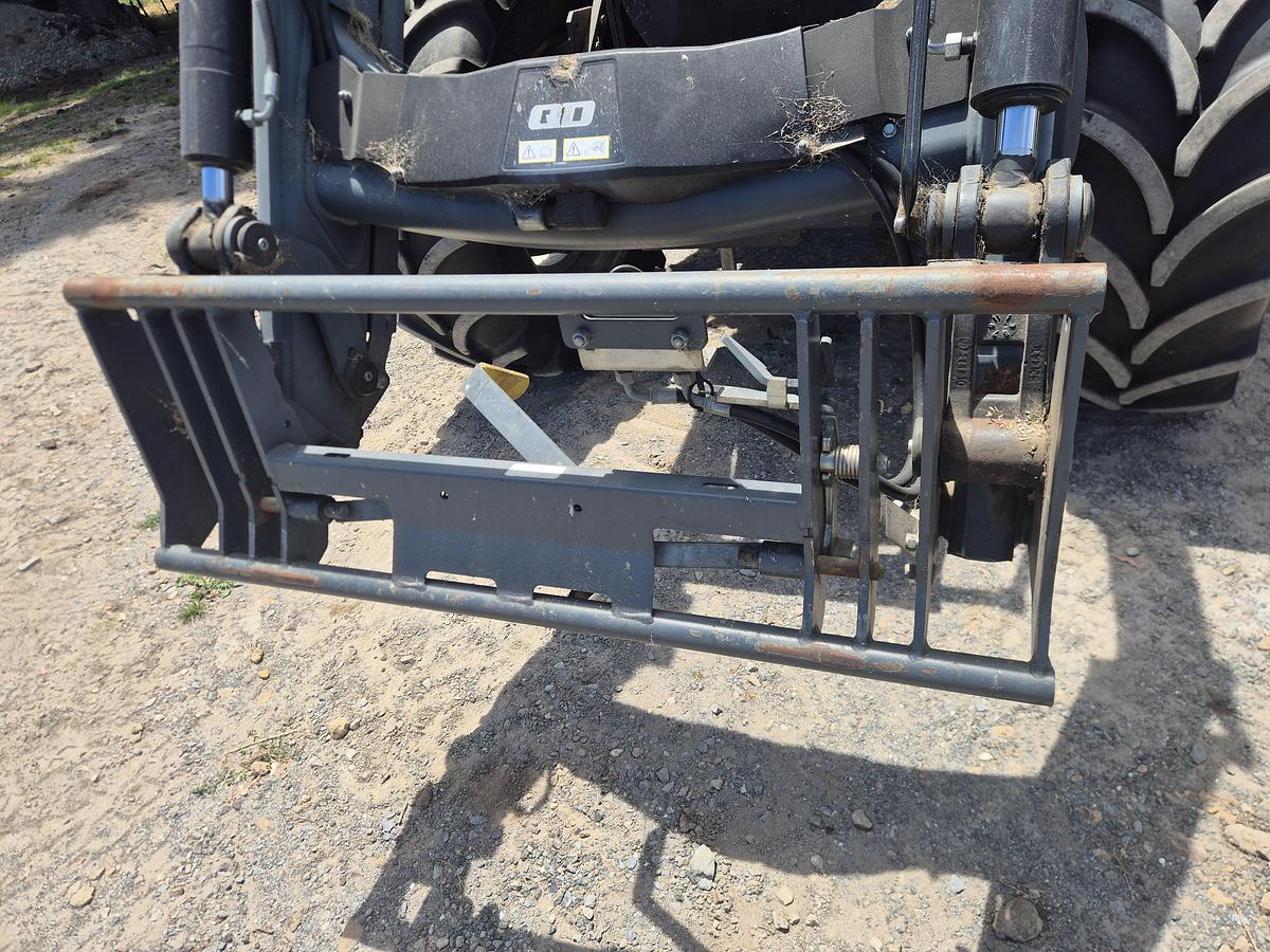 Used Case Maxxum 110 Loader Tractor