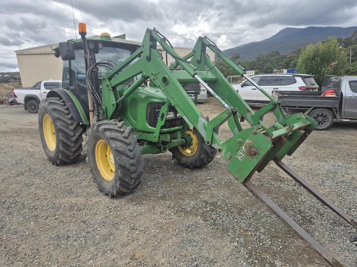 Used 2011 John Deere 5100 RN