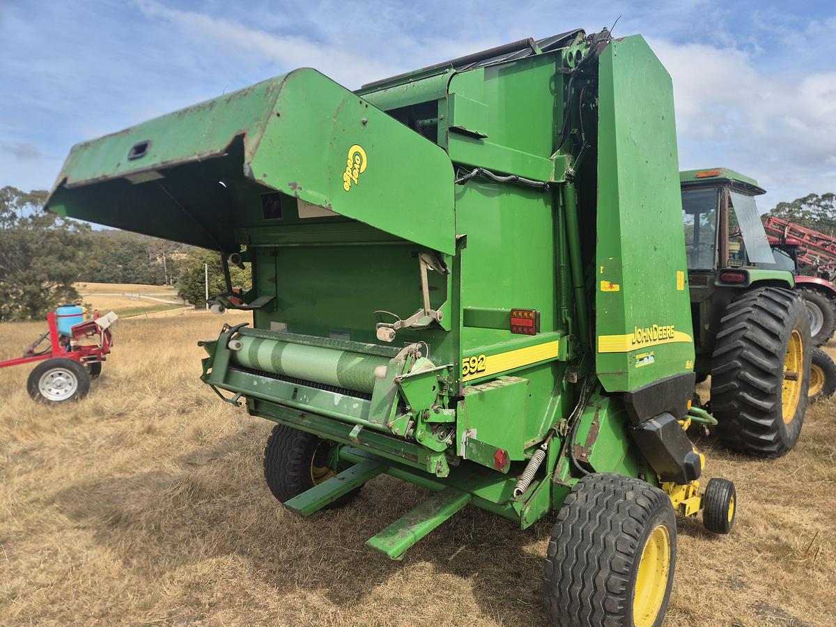 Used John Deere  592 Round Baler