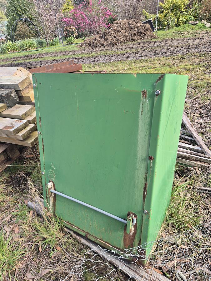 Used John Deere 5620