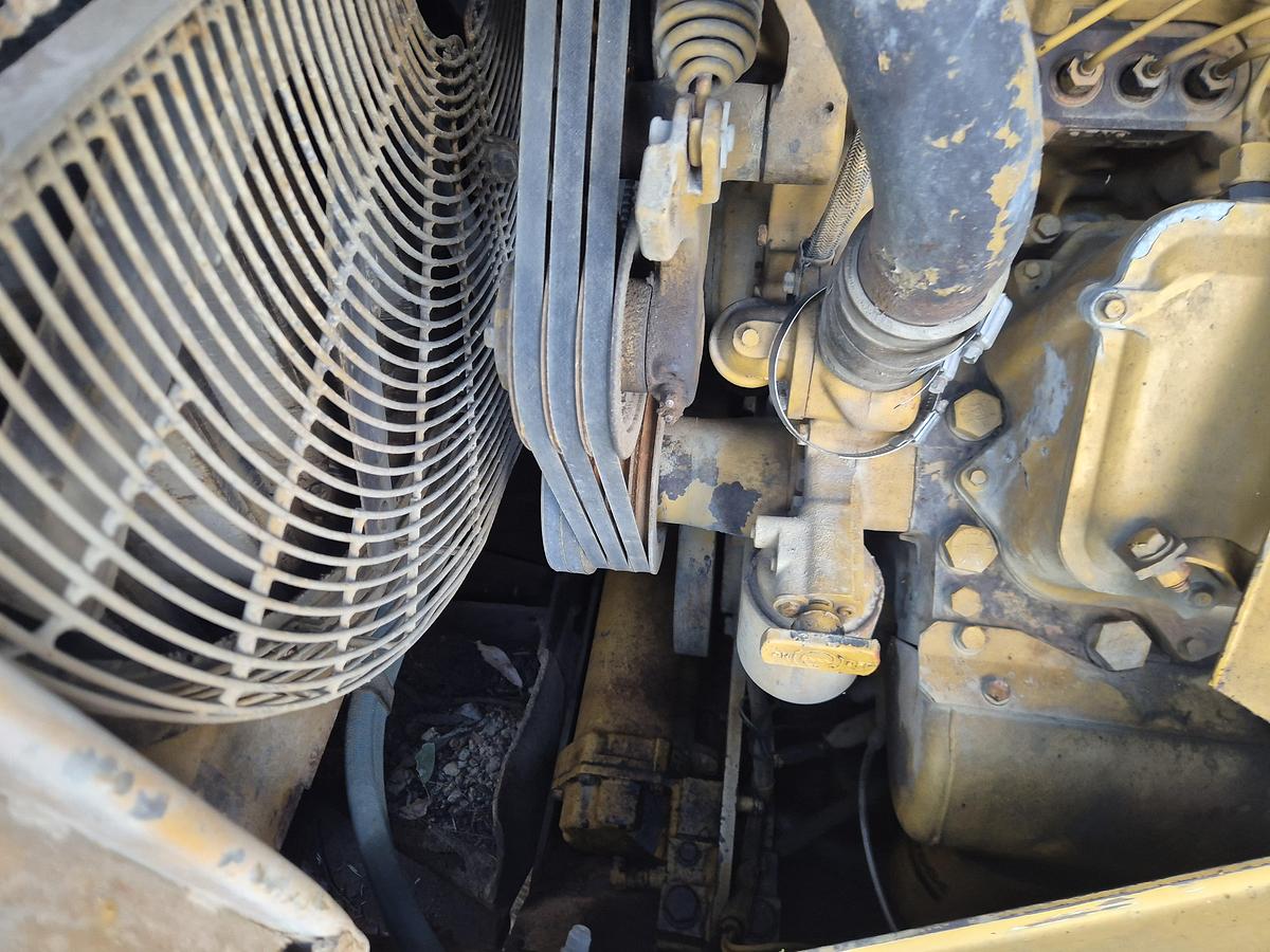 Used Caterpillar D8L
