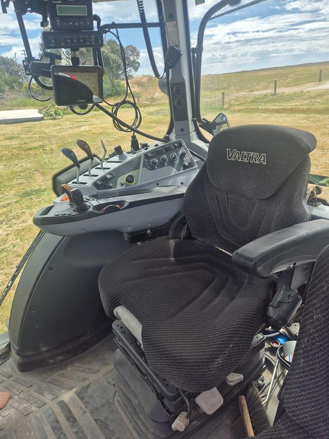 Used 2021 Valtra T154A Tractor