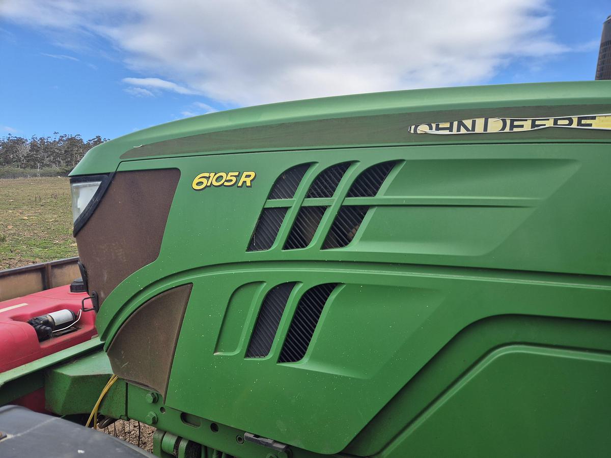 Used 2013 John Deere 6105R