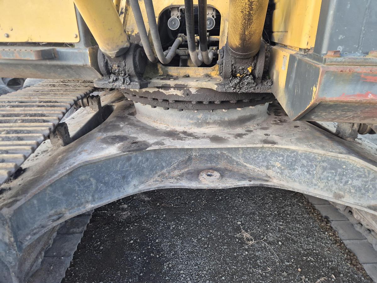 Used Komatsu  PC300-6 Excavator