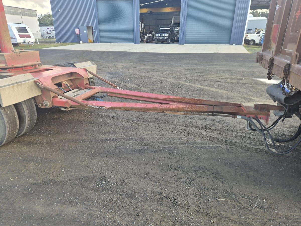 Used 2010 Tefco Quad Dog Tipper Trailer
