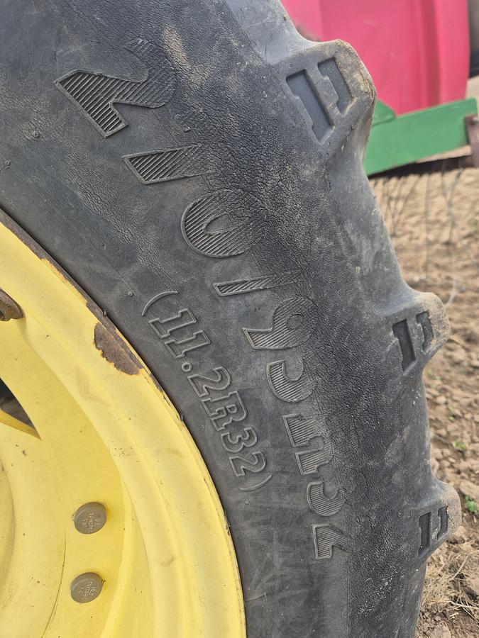 Used 2013 John Deere 6105R