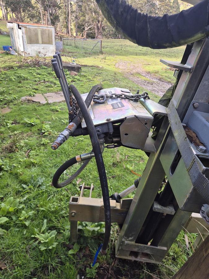 Used El-Gra 50 Post Driver