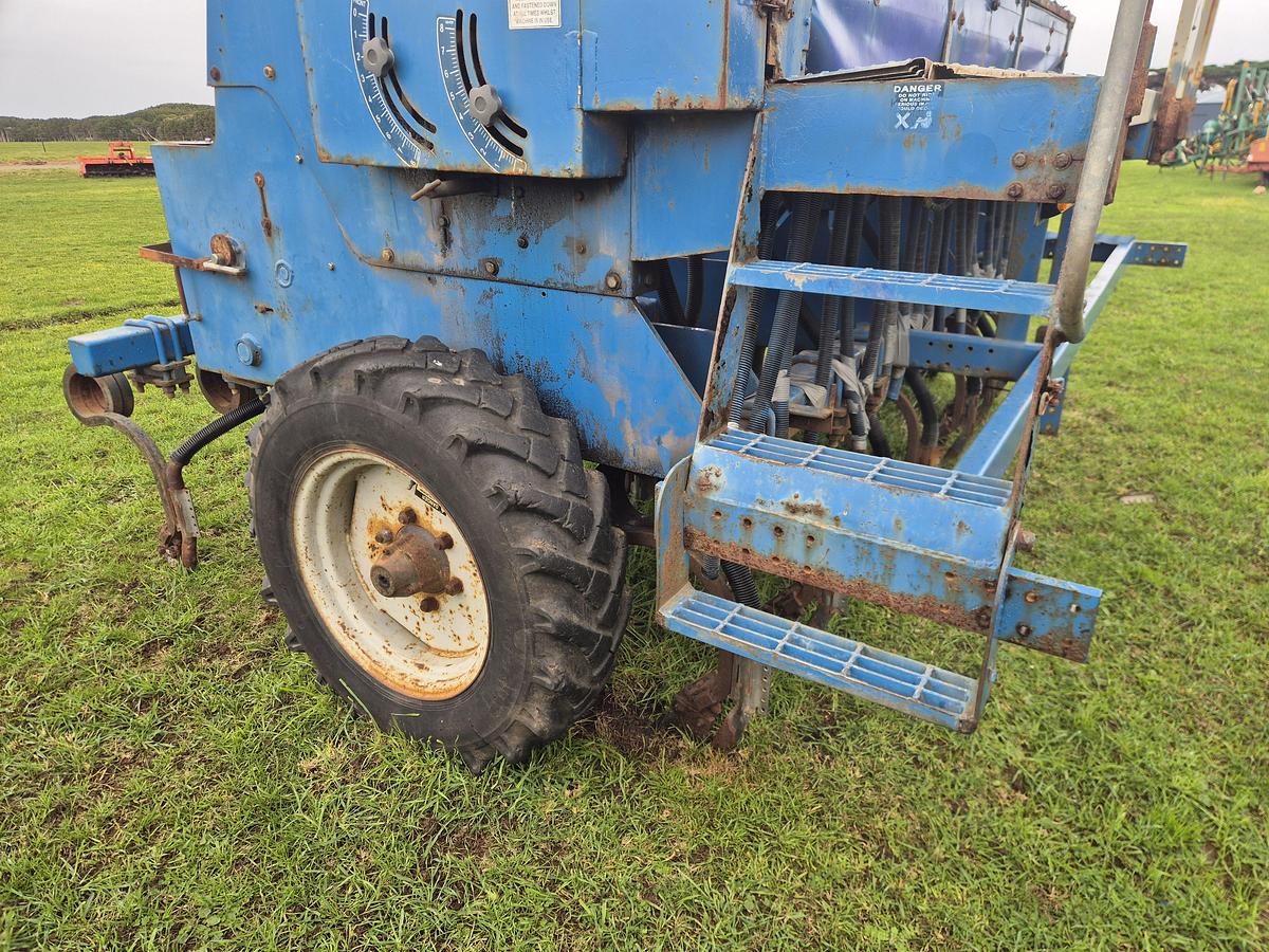 Used Agrow Drill AD300