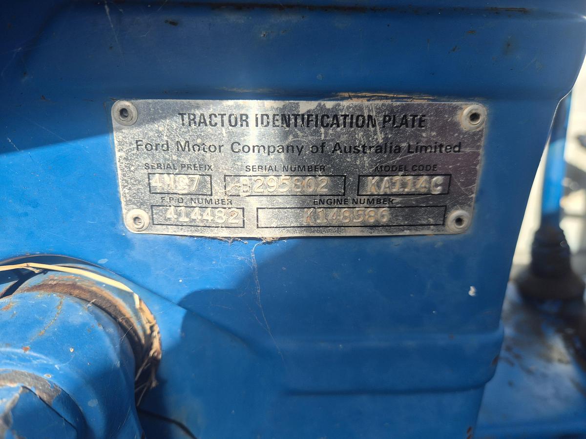 Used 1982 Ford 4100 2wd Tractor