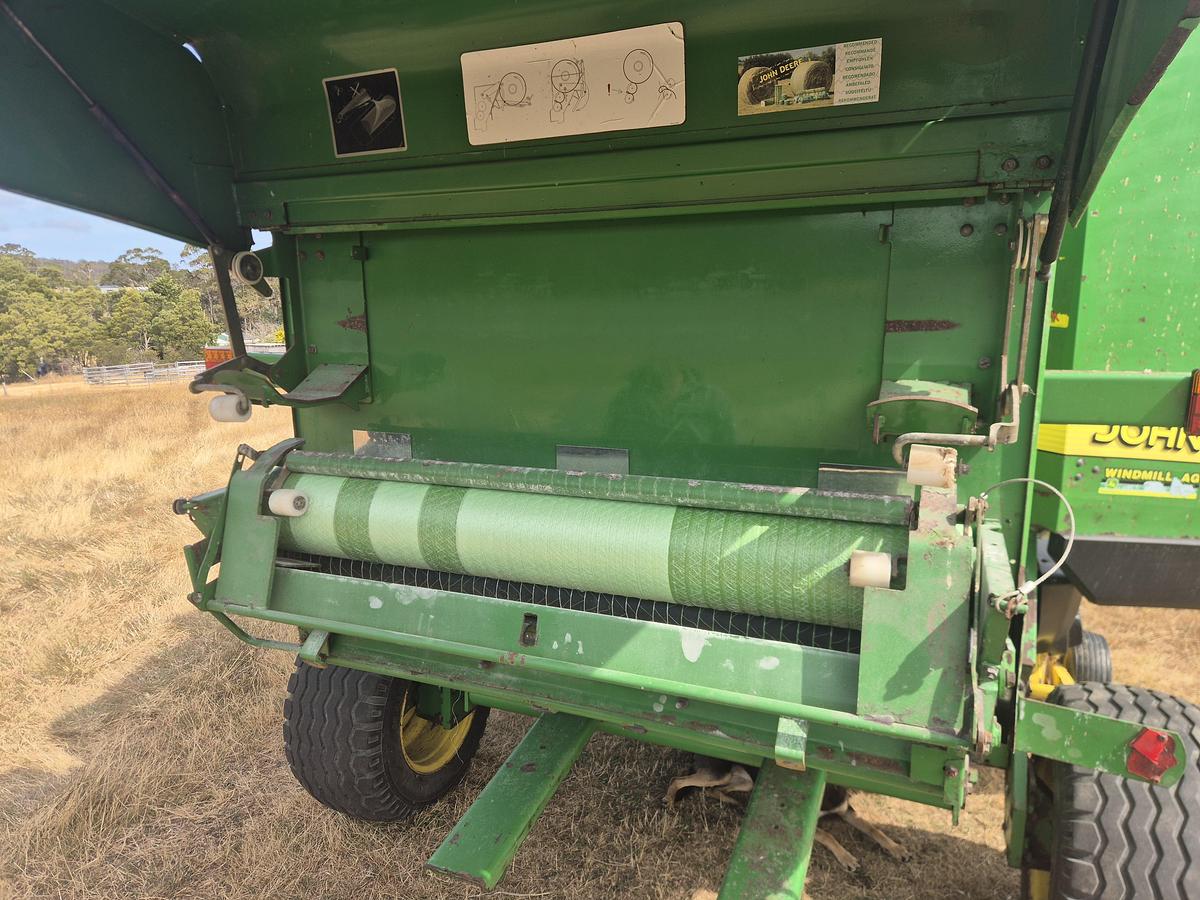 Used John Deere  592 Round Baler