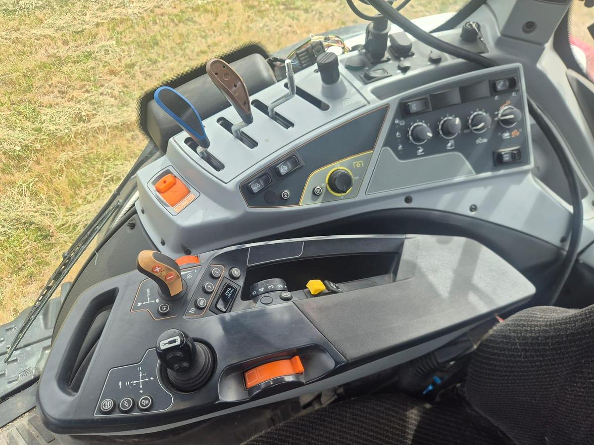 Used 2021 Valtra T154A Tractor