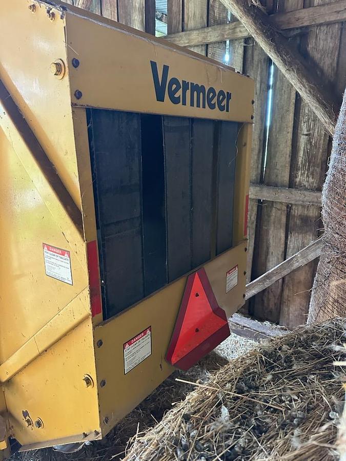 Used Vermeer 5031 Round Baler