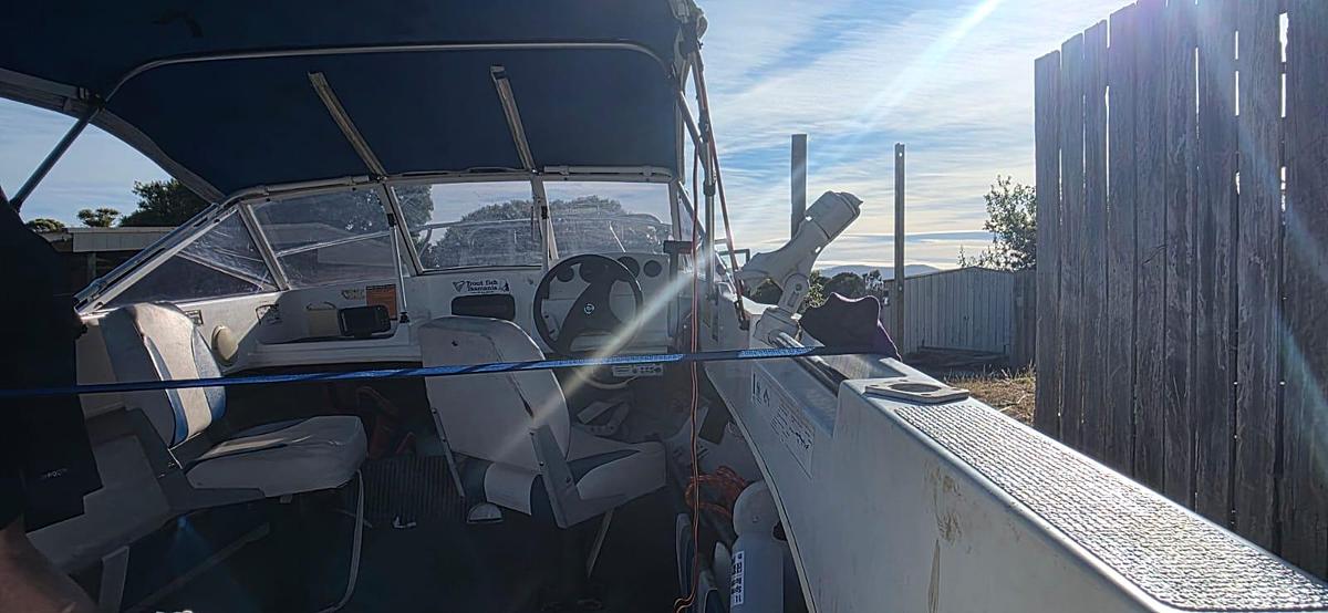 Used 1996 Kingfisher 70 HP Sportscraft 470r