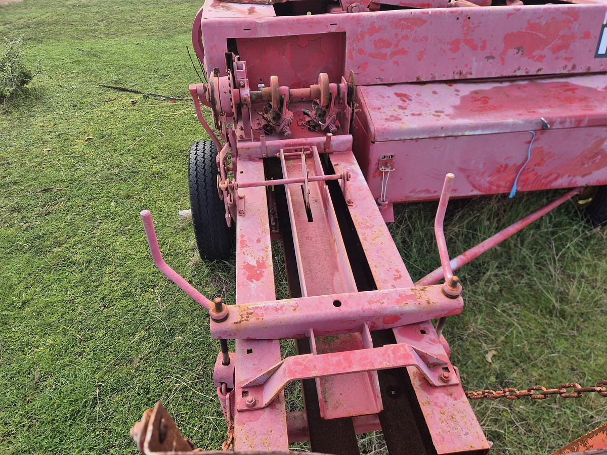 Used Massey Ferguson  124 Small Square Baler