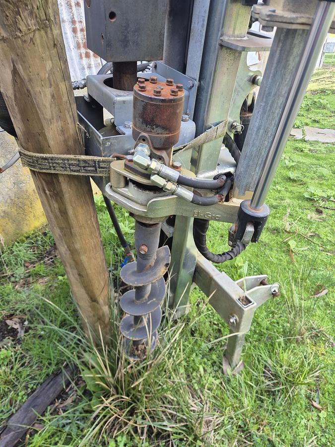 Used El-Gra 50 Post Driver