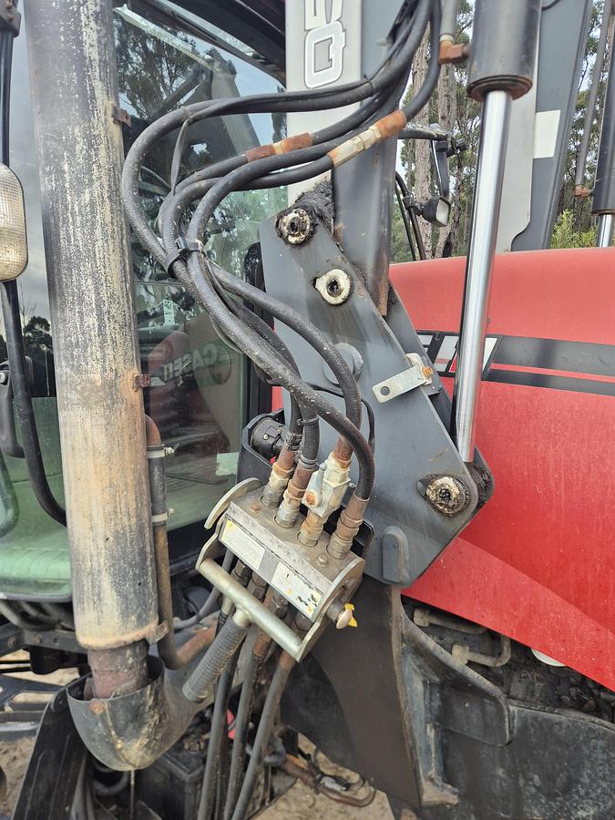 Used 2003 Case Maxxum 125 Loader Tractor