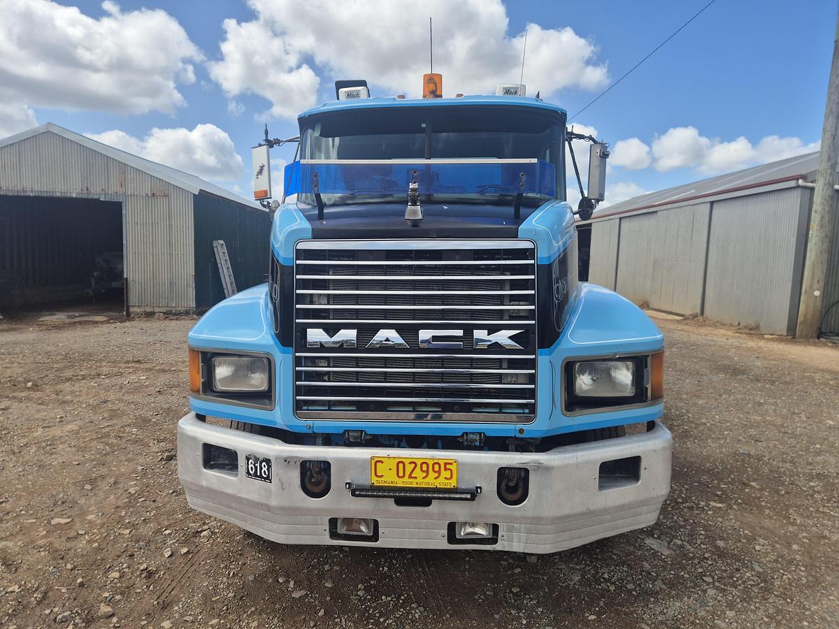 Used 1997 Mack CH