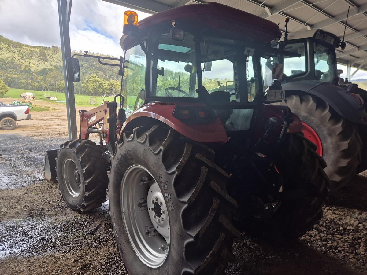 Used Case Farmall 100JX