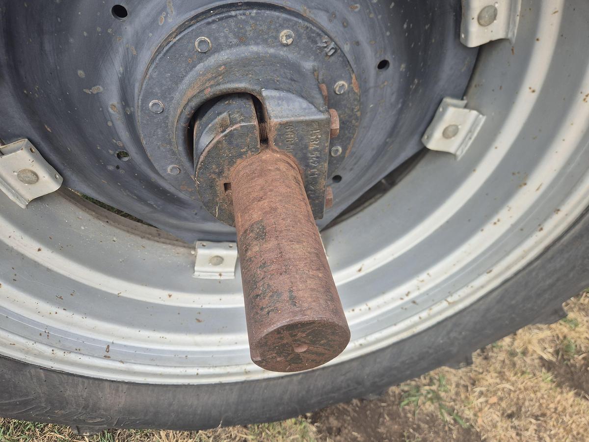 Used 199 Case International  5130