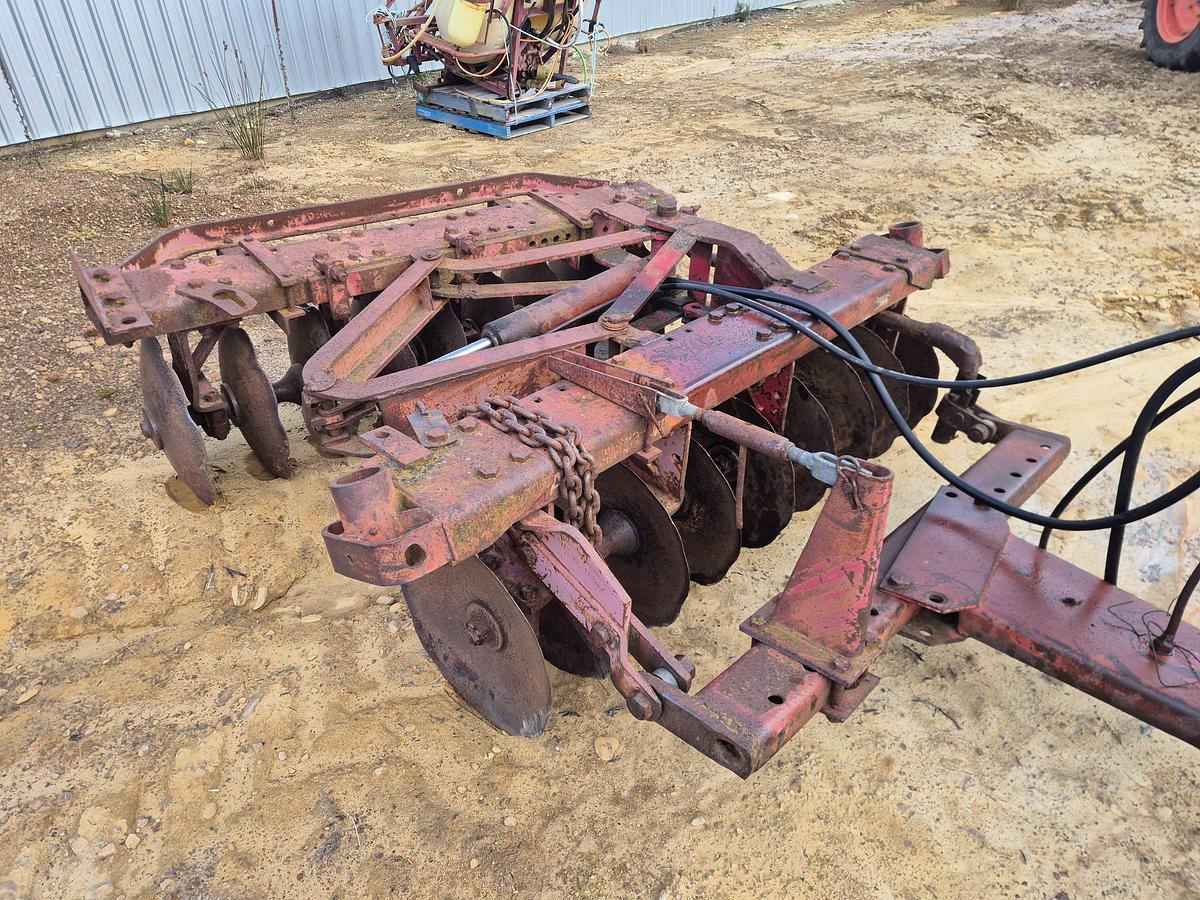 Used International  Una-Beam 18 Plate Offset Discs