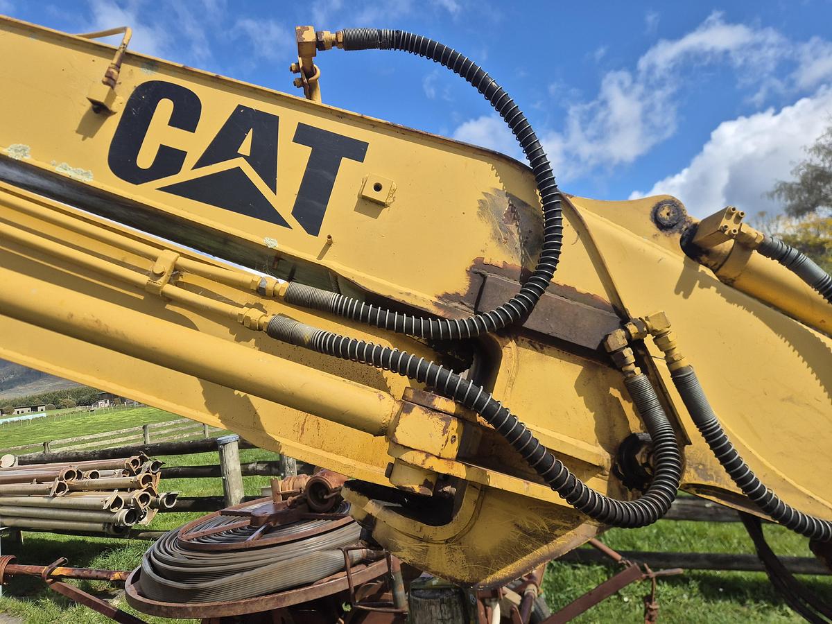 Used Caterpillar E70B