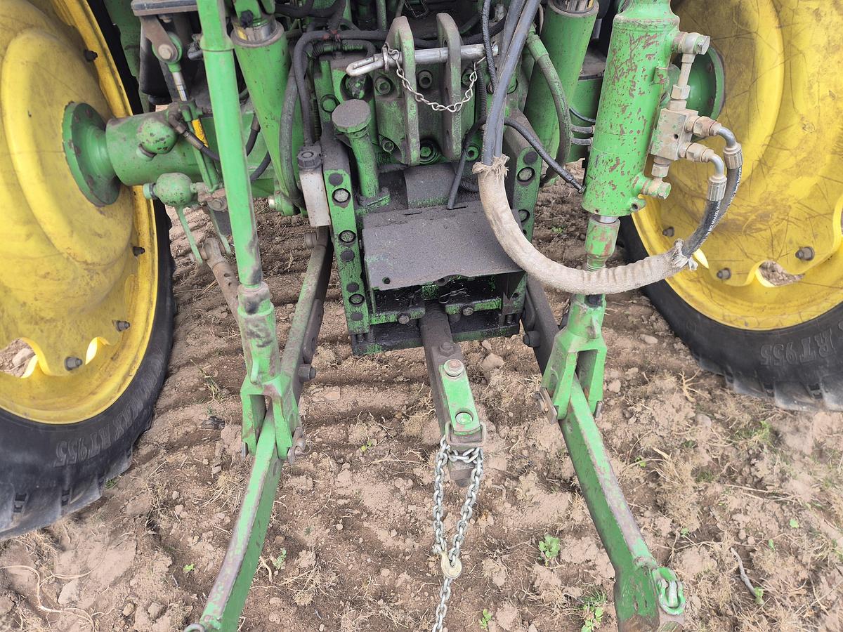 Used 2013 John Deere 6105R