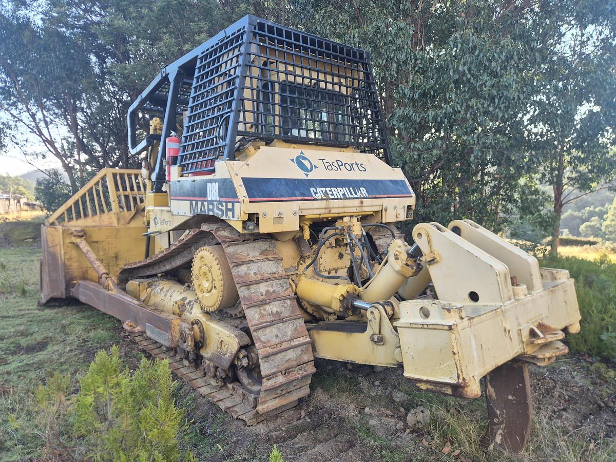 Used Caterpillar D8L